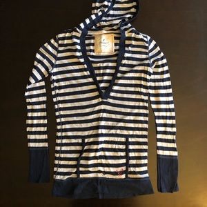 American Eagle hooded pullover